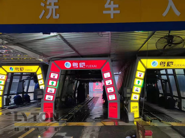加油站、4S店、门店等车流量密集场所配置什么价位的电脑洗车机设备?